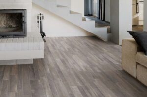 DIY or Professional Installation: What's Best for Vinyl Flooring?